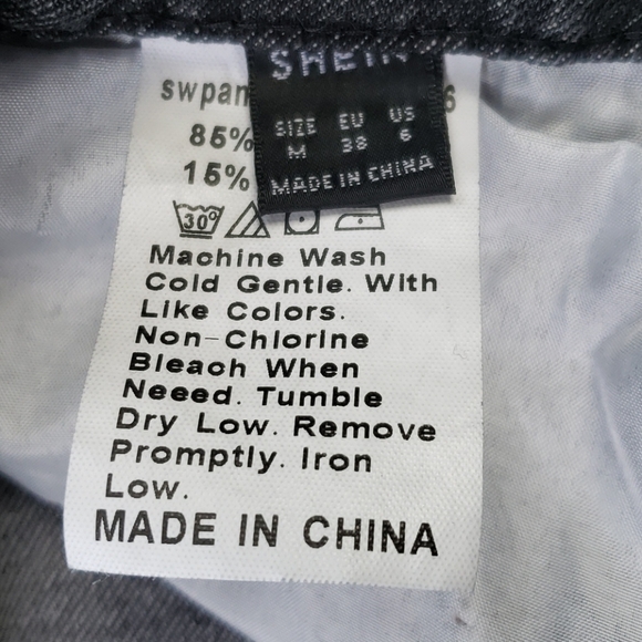 SHEIN Dark Acid Wash High-Rise Mom Jeans - Picture 8 of 9